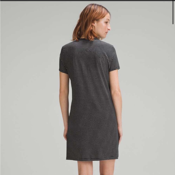 Lululemon NWT Classic- Fit Cotton- Blend T-Shirt Dress Size 4 - Picture 2 of 5